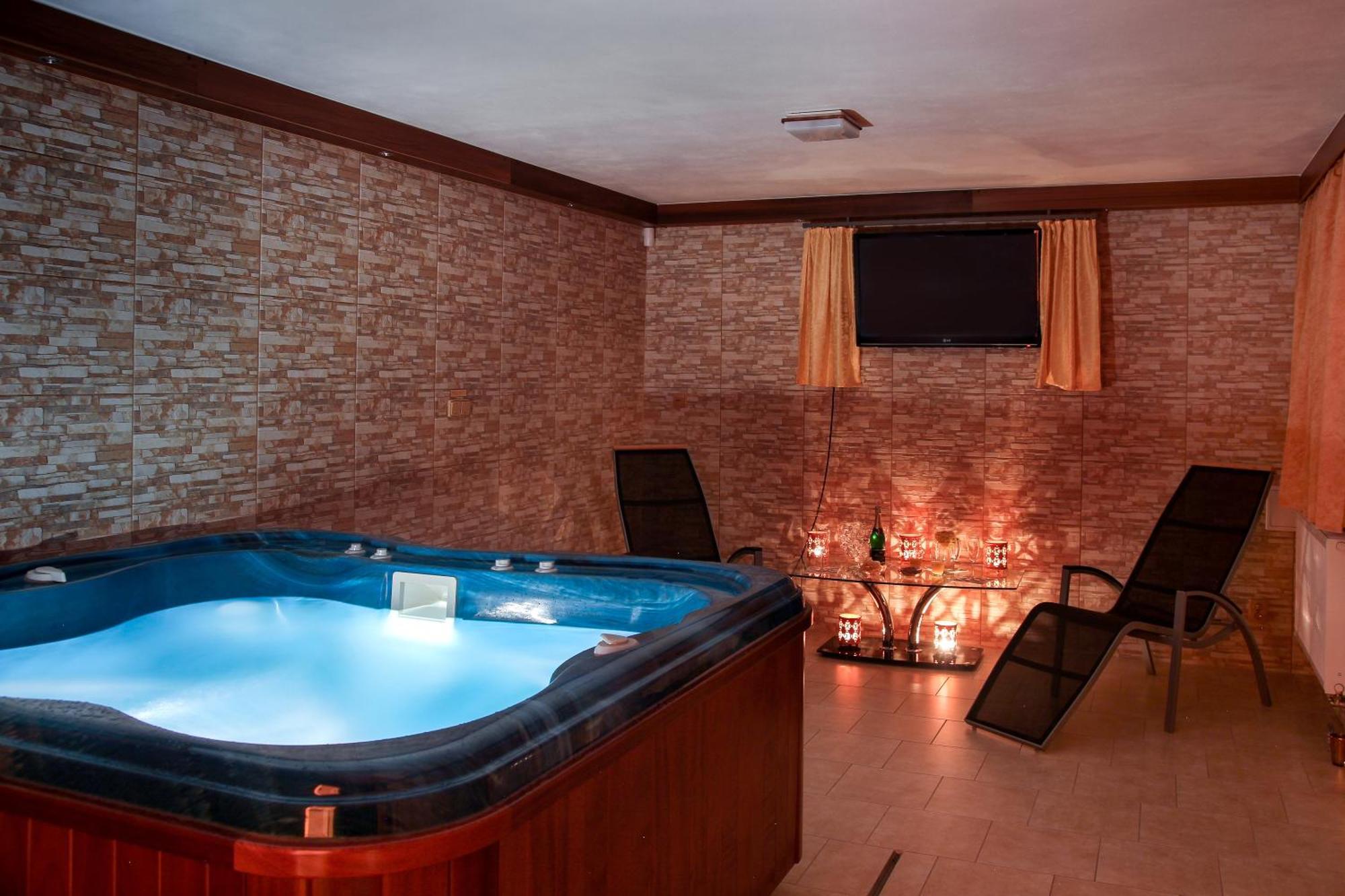 Wellness Penzion Palice 인드르지후프흐라데츠 외부 사진
